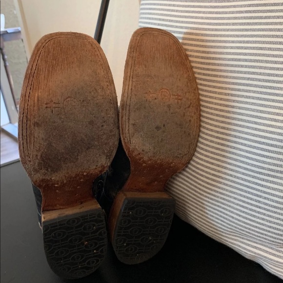 Cowboy boots - Picture 2 of 2